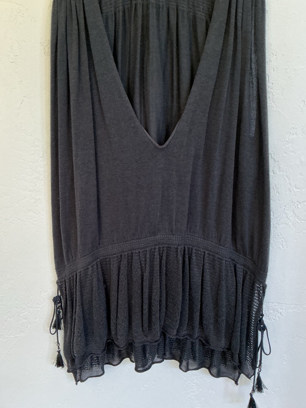 Free People Deep V-Neck Lightweight Knit Dropped Waist Tunic Top - Charcoal - Picture 5 of 9
